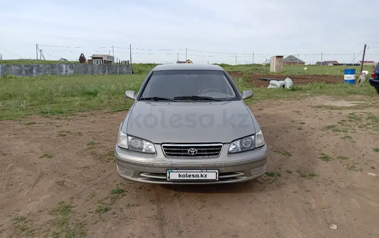 Toyota Camry 2001 годаүшін3 500 000 тг. в Усть-Каменогорск