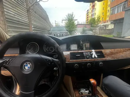 BMW 525 2006 года за 5 600 000 тг. в Шымкент – фото 8