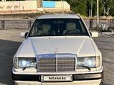 Mercedes-Benz E 200 1990 годаүшін1 800 000 тг. в Жаркент – фото 2
