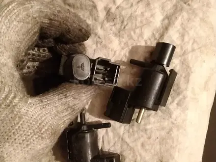 Вакуумные пневмо клапанки на мазду мпв за 6 000 тг. в Караганда – фото 2