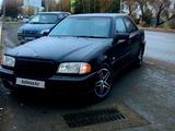 Mercedes-Benz C 180 1997 года за 1 800 000 тг. в Астана – фото 2