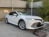 Toyota Camry 2019 годаfor13 500 000 тг. в Алматы – фото 2