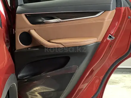 BMW X6 2017 года за 16 295 000 тг. в Алматы – фото 24