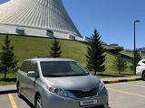 Toyota Sienna 2014 годаүшін10 990 000 тг. в Алматы – фото 2