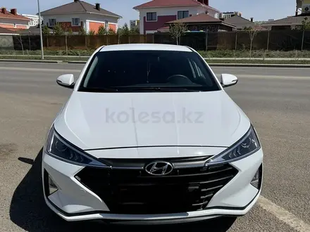 Hyundai Elantra 2019 года за 9 200 000 тг. в Алматы – фото 3