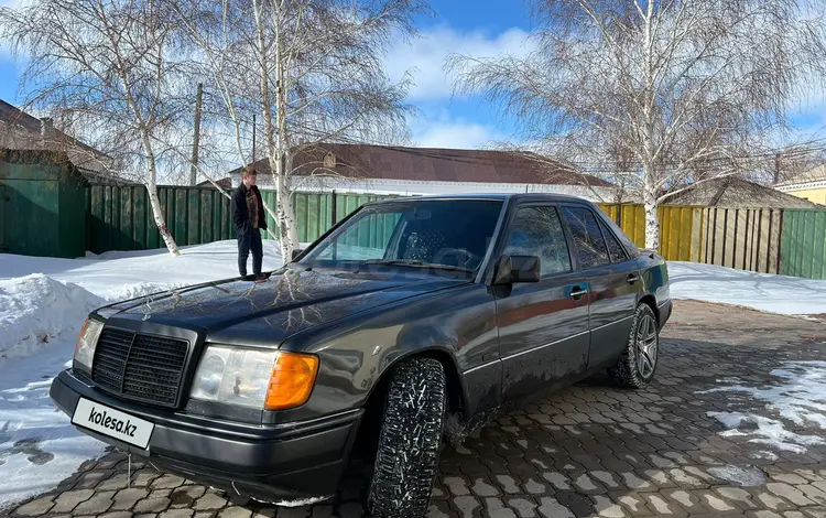 Mercedes-Benz E 200 1993 года за 3 600 000 тг. в Караганда