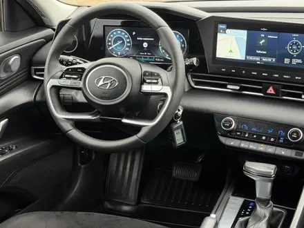 Hyundai Elantra 2023 года за 8 300 000 тг. в Астана – фото 3
