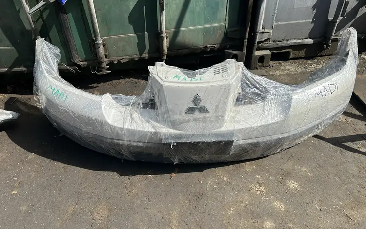 Бампер передний митсубиси оутлендер 1покаления за 100 000 тг. в Алматы