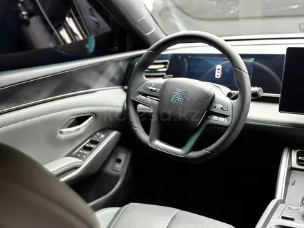 BYD Qin L DM-i Leading 2025 года за 10 300 000 тг. в Актау – фото 13