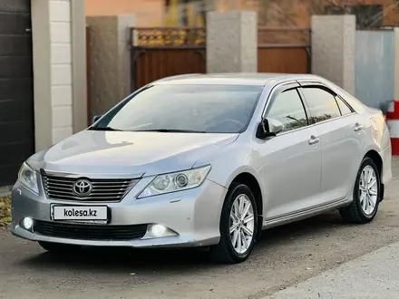 Toyota Camry 2012 года за 9 000 000 тг. в Атырау