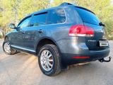Volkswagen Touareg 2004 года за 5 000 000 тг. в Алматы – фото 2