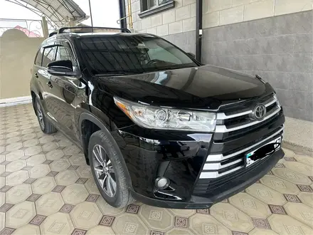 Toyota Highlander 2019 года за 18 000 000 тг. в Шымкент