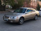 Toyota Camry 1998 годаүшін2 850 000 тг. в Семей