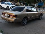 Toyota Camry 1998 годаүшін2 850 000 тг. в Семей – фото 3