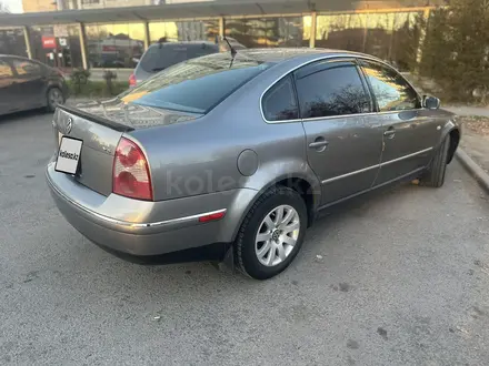 Volkswagen Passat 2002 года за 3 500 000 тг. в Караганда – фото 4