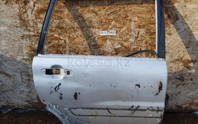 ДВЕРЬ ЗАДНЯЯ ПРАВАЯ за 10 000 тг. в Алматы