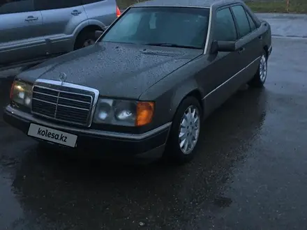 Mercedes-Benz E 280 1993 года за 2 400 000 тг. в Алматы