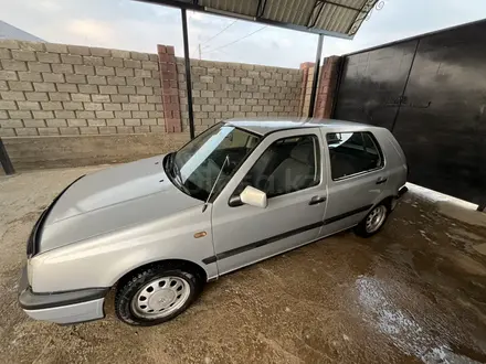 Volkswagen Golf 1995 года за 1 500 000 тг. в Шымкент – фото 4