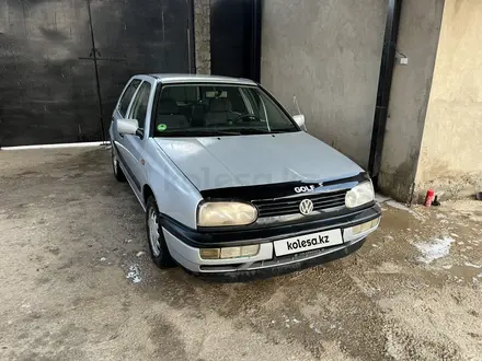 Volkswagen Golf 1995 года за 1 500 000 тг. в Шымкент – фото 2