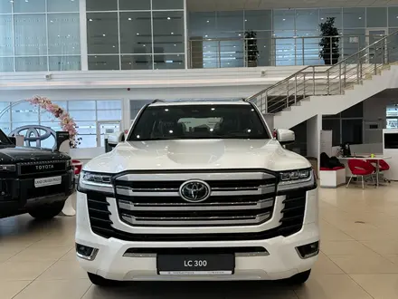 Toyota Land Cruiser Premium+ 2025 года за 73 000 000 тг. в Астана – фото 2