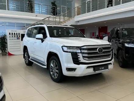 Toyota Land Cruiser Premium+ 2025 года за 73 000 000 тг. в Астана – фото 3