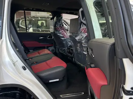 Toyota Land Cruiser Premium+ 2025 года за 73 000 000 тг. в Астана – фото 13