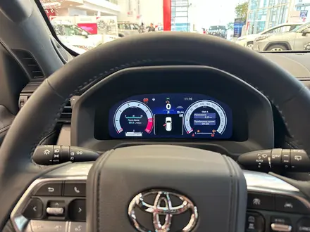 Toyota Land Cruiser Premium+ 2025 года за 73 000 000 тг. в Астана – фото 20