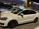 Volkswagen Polo 2011 года за 2 500 000 тг. в Актобе – фото 3