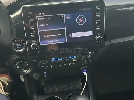 Toyota Hilux 2022 года за 24 500 000 тг. в Актау – фото 13