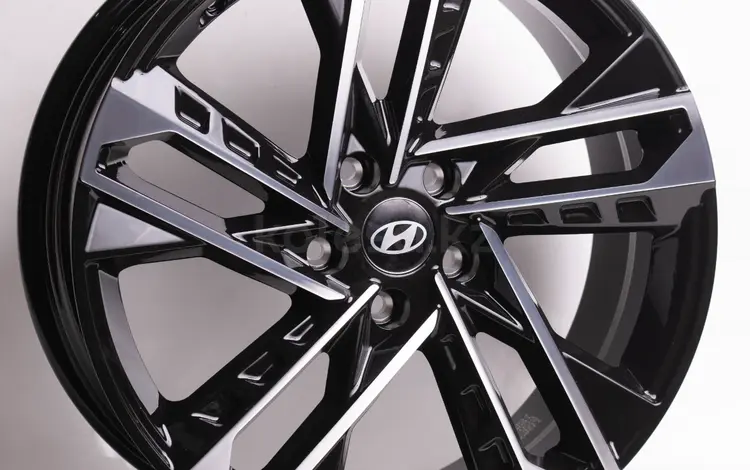Hyundai R18 (КОВАНЫЕ) 5x114, 3 7.5J за 540 000 тг. в Алматы