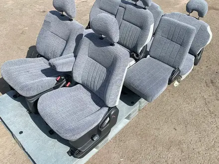 Комплект сидений на Мицубиси Делику булку за 320 000 тг. в Алматы – фото 3