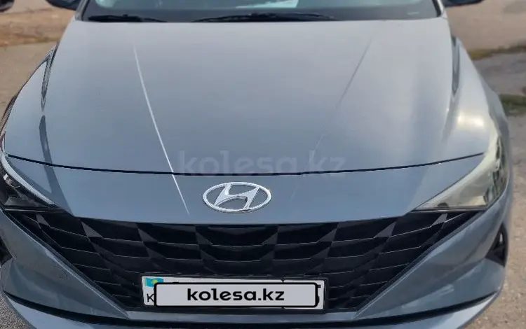 Hyundai Elantra 2022 годаfor10 500 000 тг. в Алматы