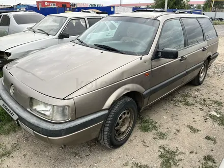 Volkswagen Passat 1991 года за 600 000 тг. в Актобе – фото 3