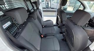 Toyota ProAce Verso 2025 года за 24 900 000 тг. в Алматы
