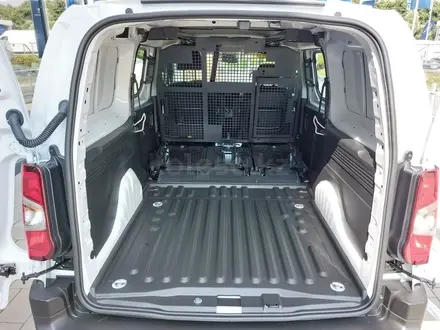 Toyota ProAce Verso 2025 года за 24 900 000 тг. в Алматы – фото 5
