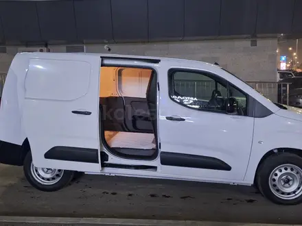 Toyota ProAce Verso 2025 года за 24 900 000 тг. в Алматы – фото 80