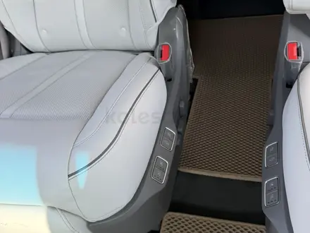 Hyundai Staria 2025 года за 24 500 000 тг. в Алматы – фото 25