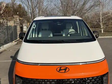 Hyundai Staria 2025 года за 24 500 000 тг. в Алматы – фото 31