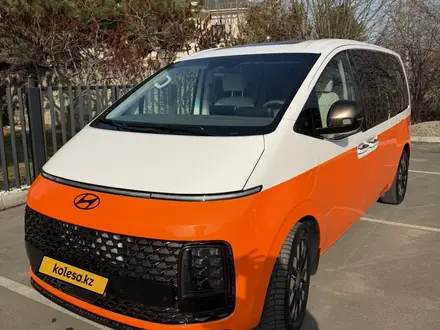 Hyundai Staria 2025 года за 24 500 000 тг. в Алматы – фото 37