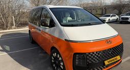 Hyundai Staria 2025 года за 26 000 000 тг. в Алматы