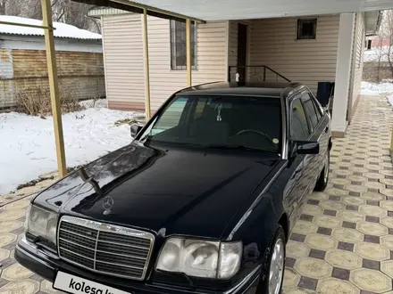 Mercedes-Benz E 280 1994 года за 4 200 000 тг. в Алматы – фото 3