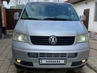 Volkswagen Transporter 2007 года за 8 200 000 тг. в Астана