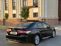 Toyota Camry 2018 годаүшін13 500 000 тг. в Шымкент – фото 7