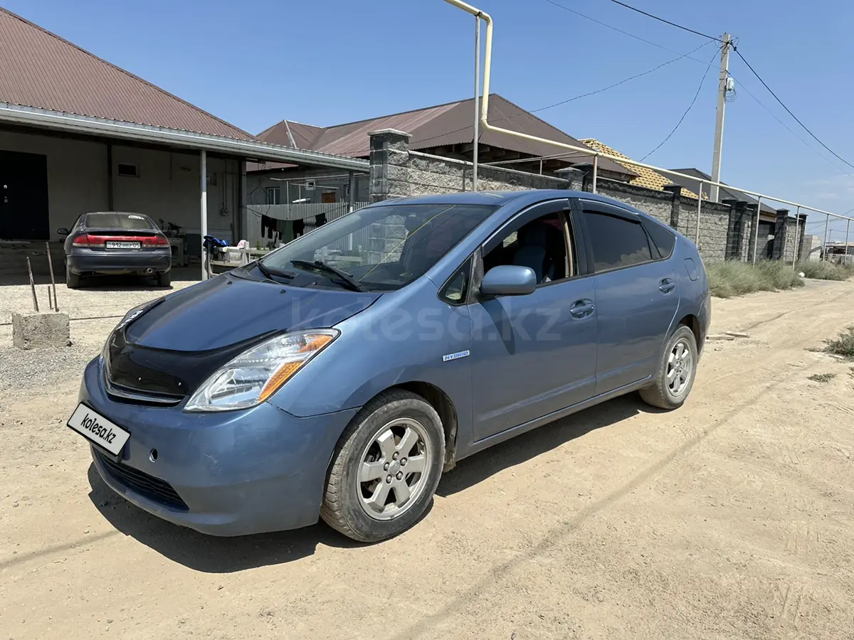 Toyota Prius, 2004