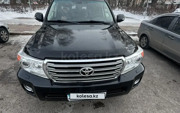 Toyota Land Cruiser 2014 года за 26 000 000 тг. в Караганда