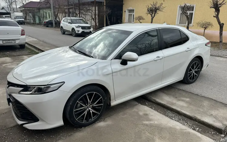Toyota Camry 2019 года за 12 550 000 тг. в Шымкент