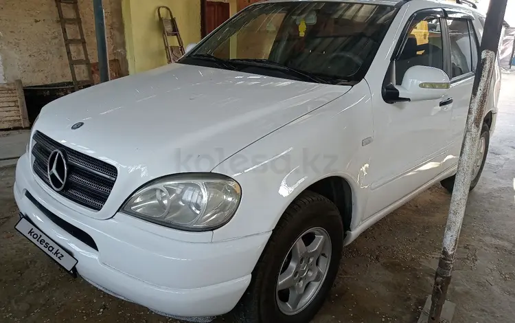 Mercedes-Benz ML 320 2001 года за 4 500 000 тг. в Алматы