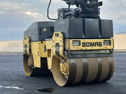 Bomag  AD W-100 2002 года за 6 500 000 тг. в Алматы