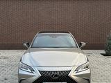 Lexus ES 250 2018 года за 19 800 000 тг. в Тараз – фото 4