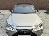 Lexus ES 250 2018 года за 19 800 000 тг. в Тараз